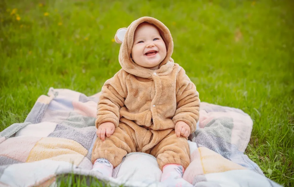 Yenidoğan Bebek Nasıl Giydirilmeli?